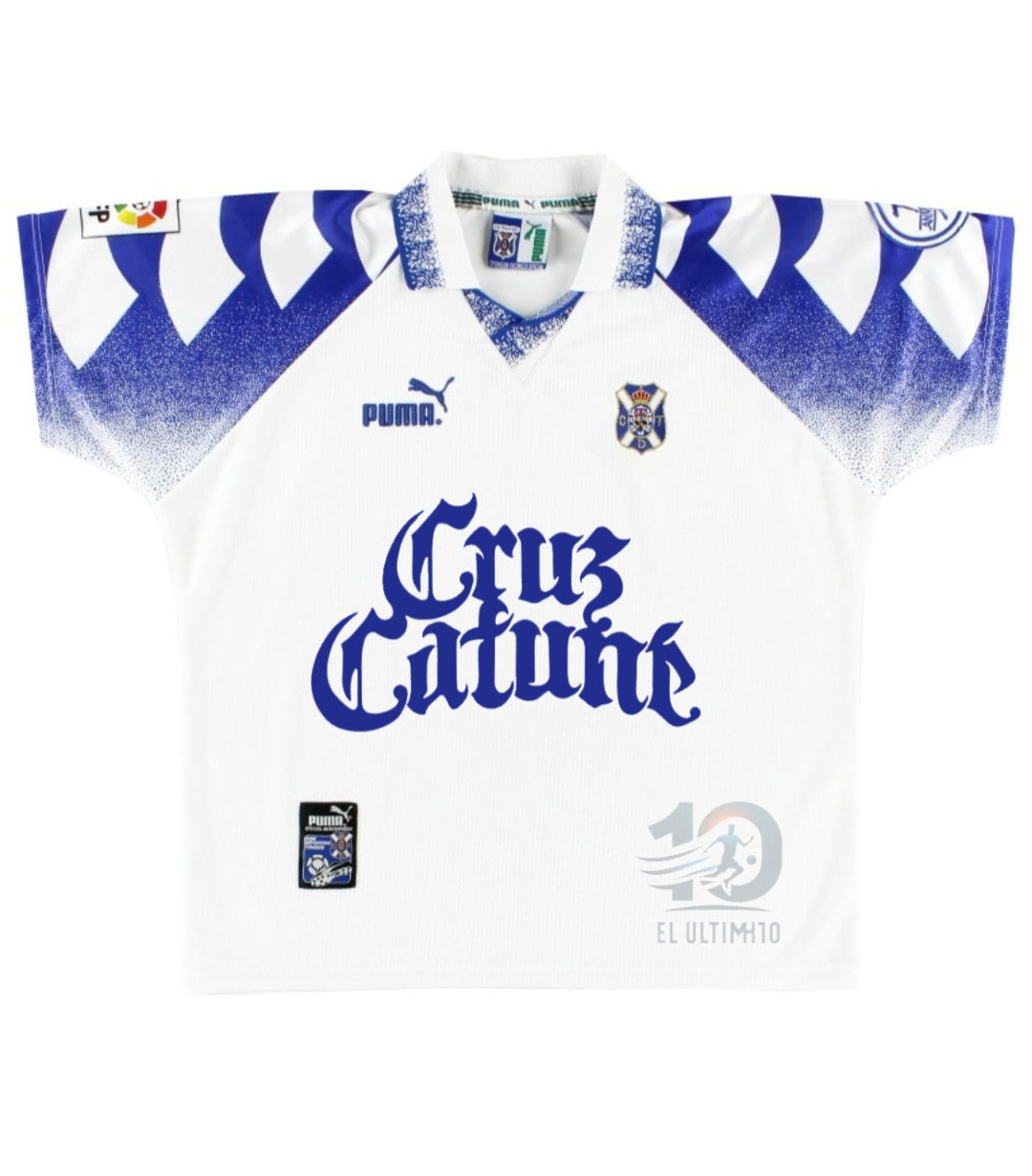 Cruz Cafuné x CD Tenerife “Me Muevo Con Dios”
