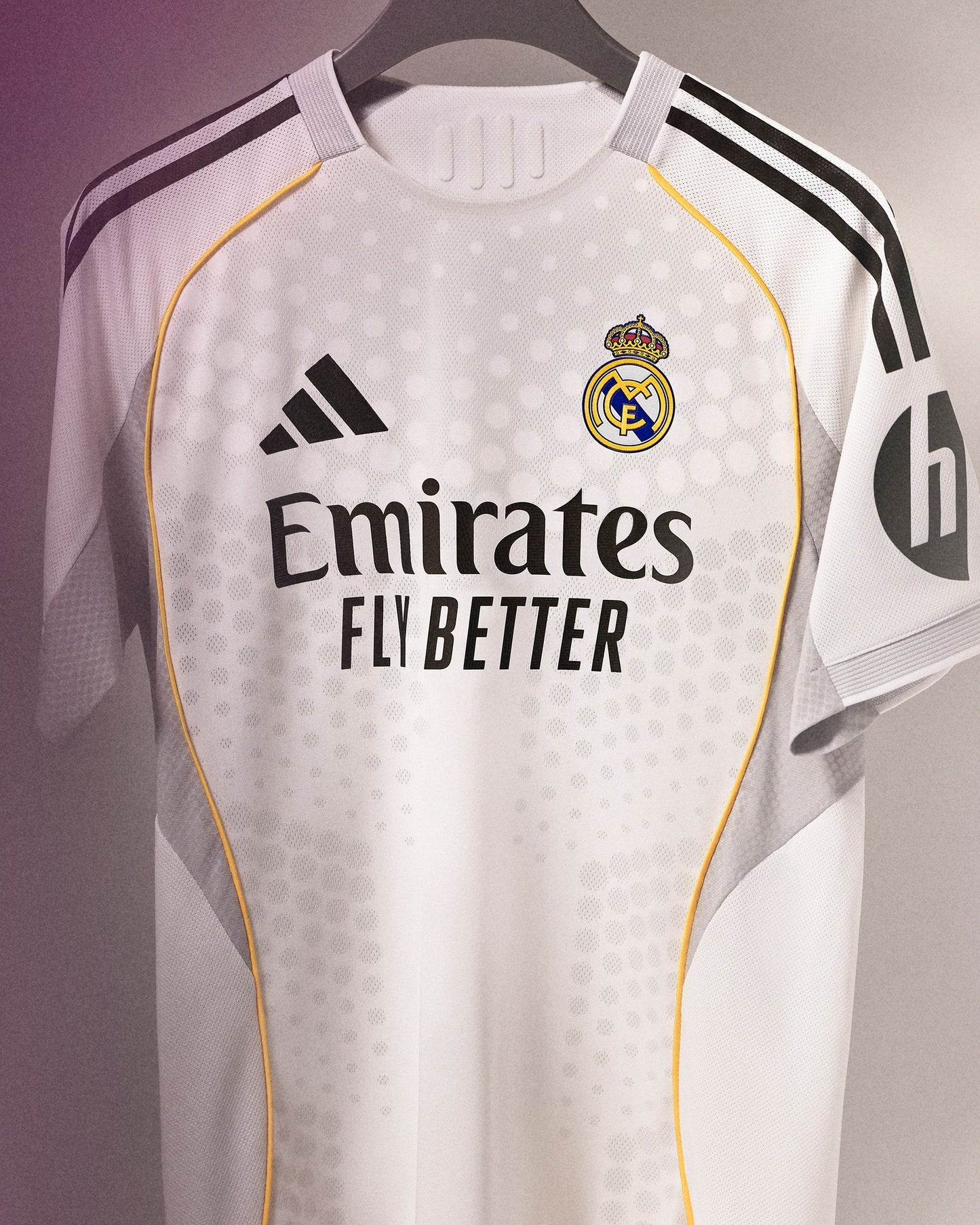 Primera equipación Real Madrid 25/26