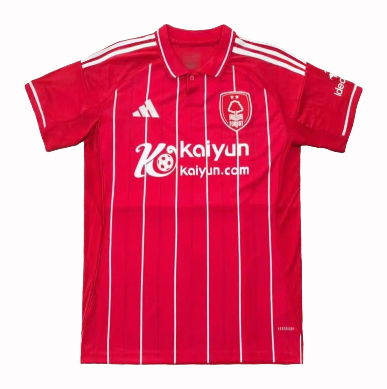 Primera equipación Nottingham Forest 25/26