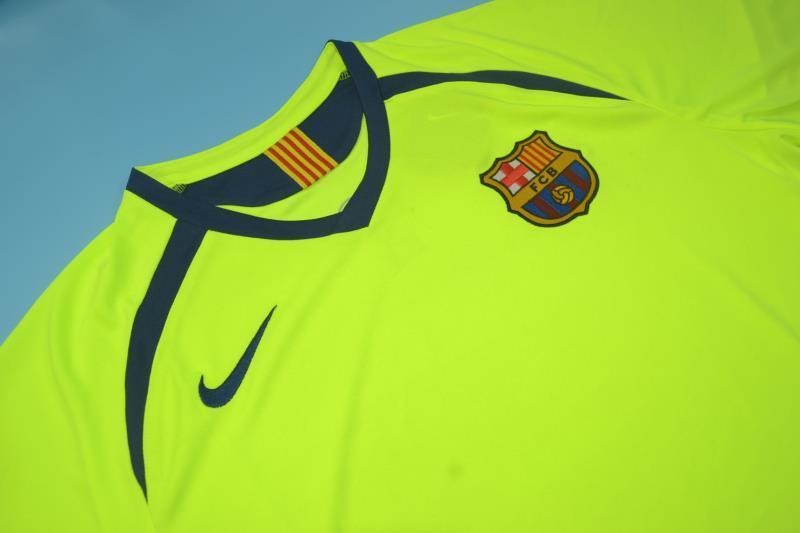 FC Barcelona Retro 05-06 visitante