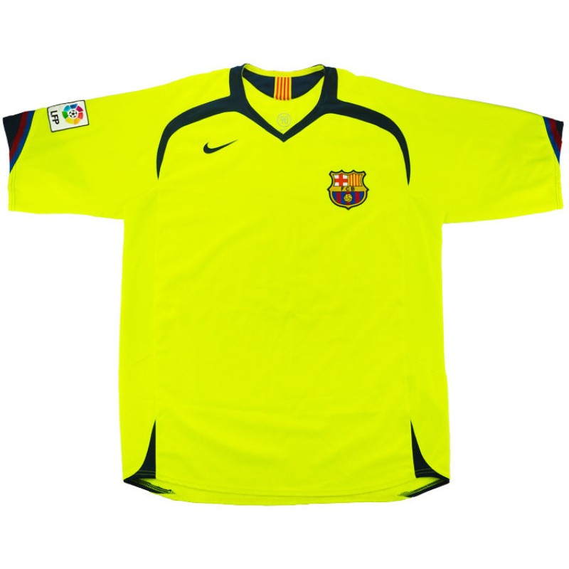 FC Barcelona Retro 05-06 visitante