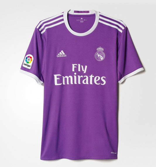 Real Madrid Retro 16-17 visitante